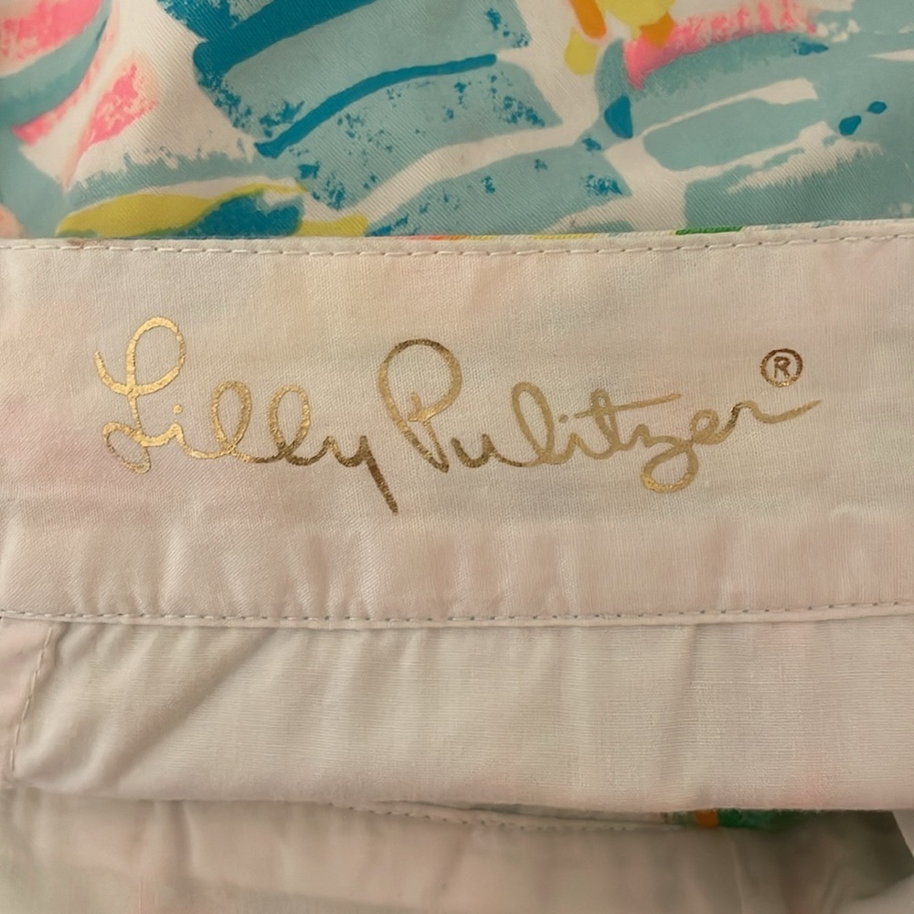 Lilly Pulitzer Multicolor Abstract Print The Callahan Short 5” Inseam Size 2 - Picture 5 of 7